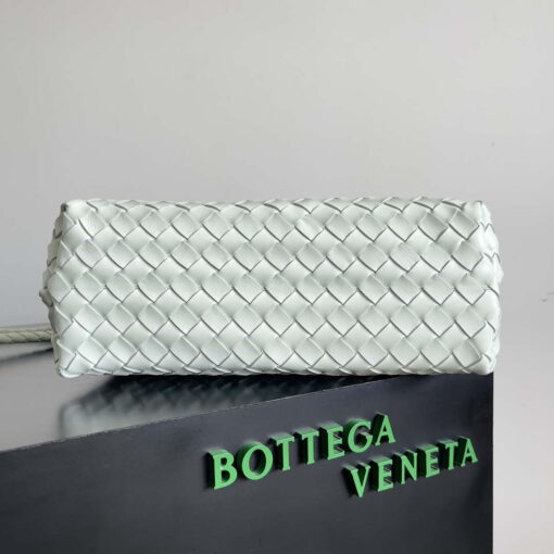 Replica Bottega Veneta BV 743572 Medium Andiamo Glacier blue 4