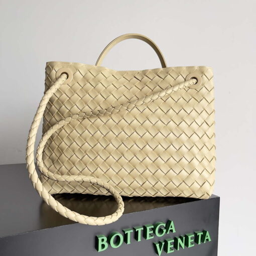 Replica Bottega Veneta BV 743572 Medium Andiamo Apricot 2