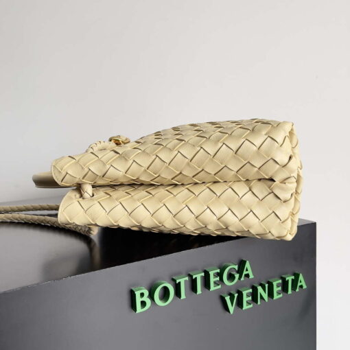 Replica Bottega Veneta BV 743572 Medium Andiamo Apricot 3