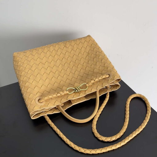 Replica Bottega Veneta BV 743572 Medium Andiamo Light Brown 5