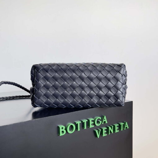 Replica Bottega Veneta BV 743568 Small Andiamo Navy Blue 4