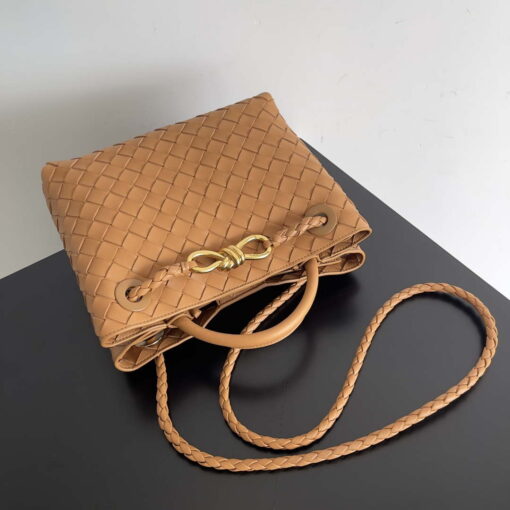 Replica Bottega Veneta BV 743568 Small Andiamo Ligth Brown 6