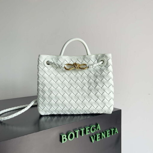 Replica Bottega Veneta BV 743568 Small Andiamo Glacier blue