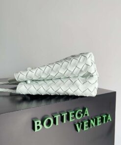 Replica Bottega Veneta BV 743568 Small Andiamo Glacier blue 2