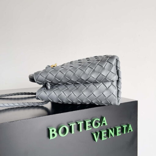 Replica Bottega Veneta BV 743568 Small Andiamo Gray 4