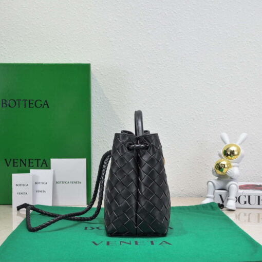 Replica Bottega Veneta BV 743568 Small Andiamo Black 3