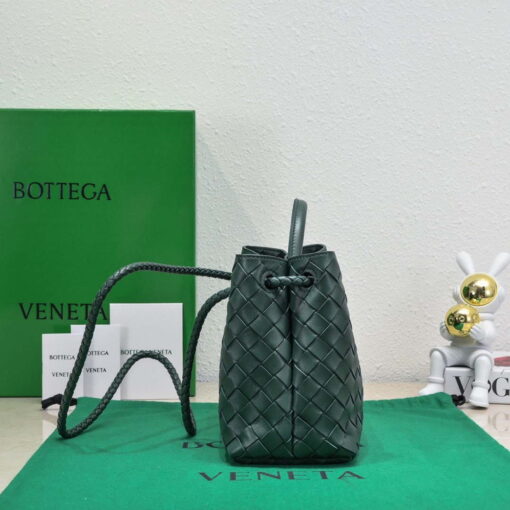 Replica Bottega Veneta BV 743568 Small Andiamo Dark Green 3