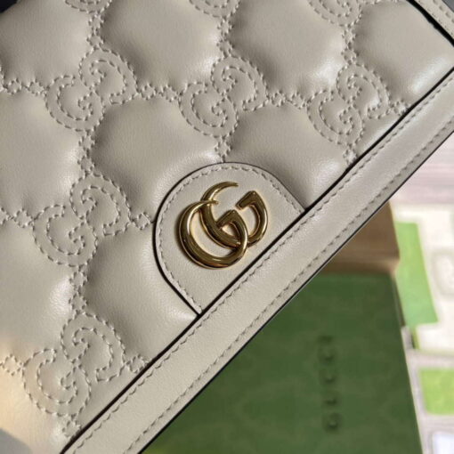 Replica Gucci 723787 GG Matelassé Chain Wallet White 3