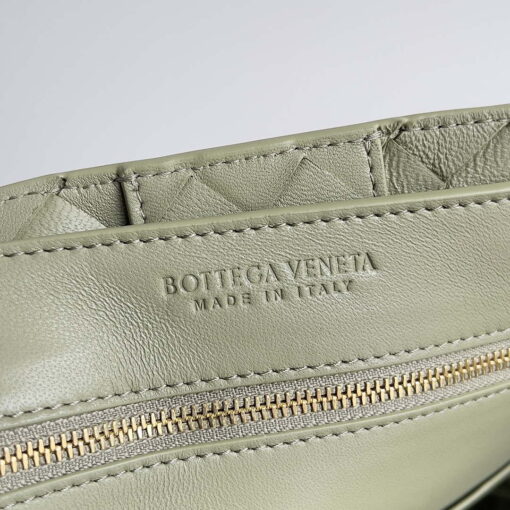 Replica Bottega Veneta BV 743572 Medium Andiamo Travertine 8