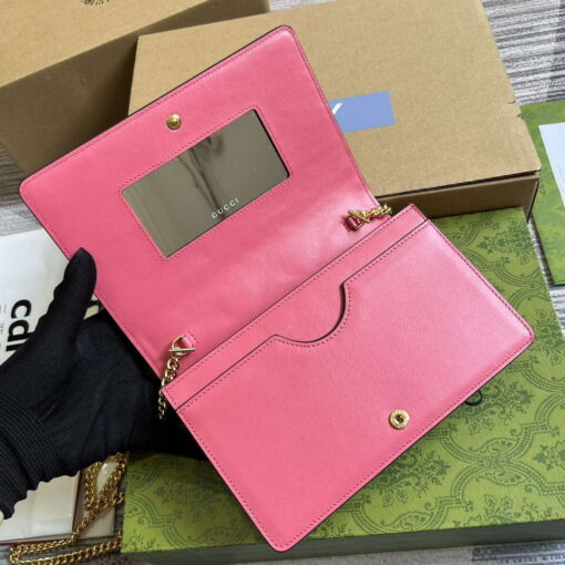 Replica Gucci 723787 GG Matelassé Chain Wallet Rose pink 5