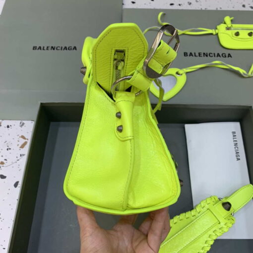 Replica Balenciaga 700940210B Neo Cagole City Handbag in Lemon Yellow Arena Lambskin 3