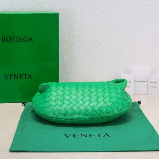 Replica Bottega Veneta BV 690225 Teen Jodie intrecciato leather shoulder bag Green 4