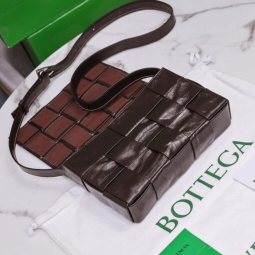 Replica Bottega Veneta BV 578004 Cassette Cross-body bag soft lambskin leather BV89910 4