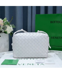 Replica Bottega Veneta BV 680254 Mini Loop intrecciato leather cross-body bag White