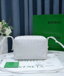 Replica Bottega Veneta BV 680254 Mini Loop intrecciato leather cross-body bag White 2