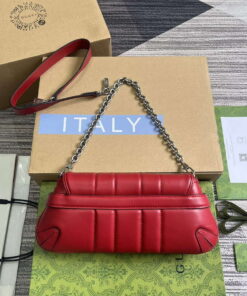 Replica Gucci 764339 Gucci Horsebit Chain Small Shoulder Bag Red