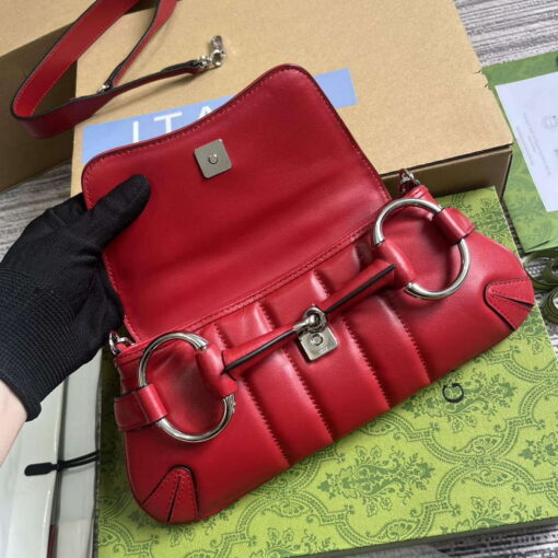 Replica Gucci 764339 Gucci Horsebit Chain Small Shoulder Bag Red 5