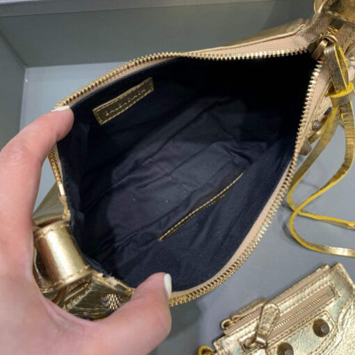 Replica Balenciaga 700940210 Women's Neo Cagole XS Handbag in gold Arena lambskin 6