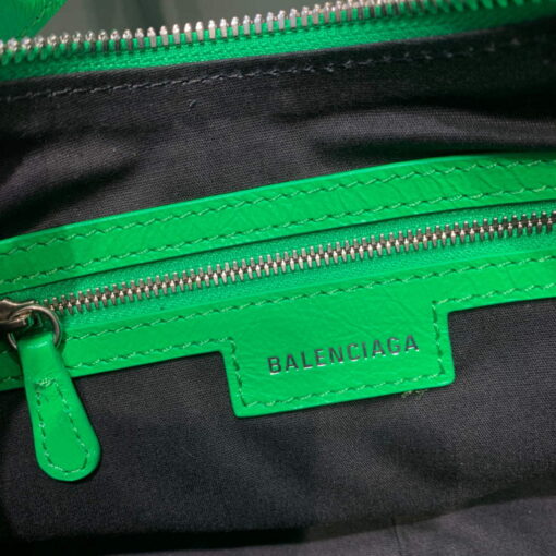 Replica Balenciaga 67130723 Women's Le Cagole Small Shoulder Bag Arena lambskin In Green 7