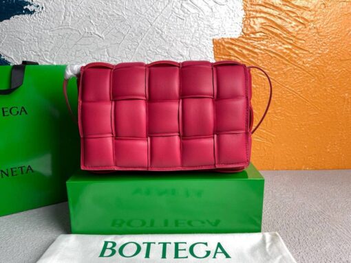 Replica Bottega Veneta BV 20206 Padded Cassette 591970 Red 2