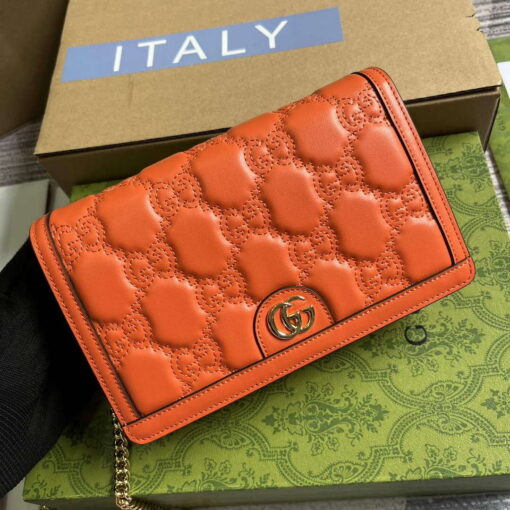 Replica Gucci 723787 GG Matelassé Chain Wallet Orange 3