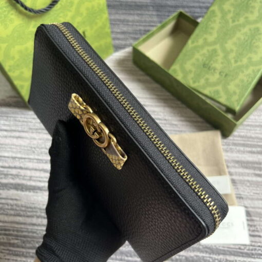 Replica Gucci 750458 Zip wallet with Interlocking G python bow Black 5