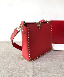 Replica Valentino 2B0C17 Rockstud Grainy Calfskin Hobo Bag 50031S Red 2