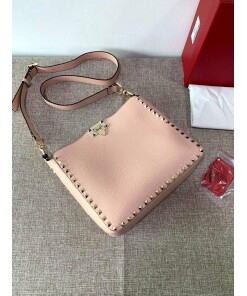 Replica Valentino 2B0C17 Rockstud Grainy Calfskin Hobo Bag 50031S Pink