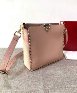 Replica Valentino 2B0C17 Rockstud Grainy Calfskin Hobo Bag 50031S Pink 2