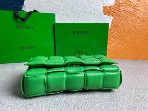 Replica Bottega Veneta BV 20206 Chain Cassette 631421 Grass Green Gold 5