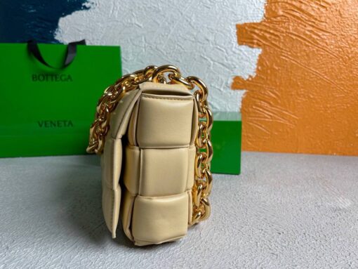 Replica Bottega Veneta BV 20206 Chain Cassette 631421 Apricot Gold 3