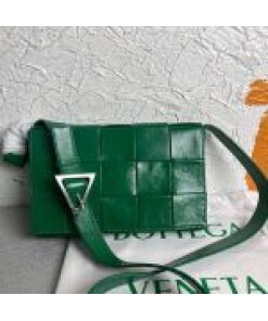 Replica Bottega Veneta BV 667298 Cassette Cross-body Bag 33993 Green