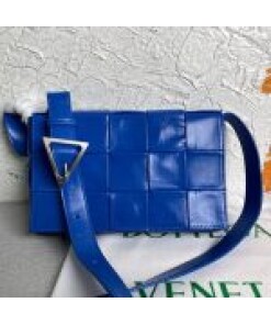 Replica Bottega Veneta BV 667298 Cassette Cross-body Bag 33993 Blue