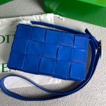 Replica Bottega Veneta BV 667298 Cassette Cross-body Bag 33993 Blue 2