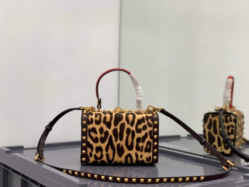 Replica Valentino 7300 Rockstud Alcove Grainy Calfskin BOX Bag XW2B0J73 Leopard print 2