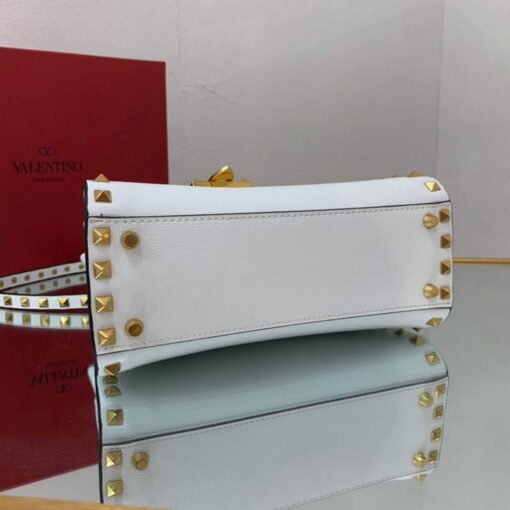 Replica Valentino 71000 Small Rockstud Alcove Handbag In Grainy Calfskin XW2B0J71 White 6