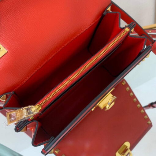 Replica Valentino 71000 Small Rockstud Alcove Handbag In Grainy Calfskin XW2B0J71 Red 6