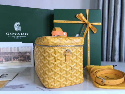 Replica Goyard MUSEVAPMLTY01CL03P Muse Vanity Case PM Bag Yellow