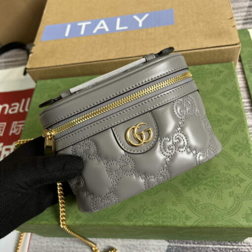 Replica Gucci 723770 GG Matelassé Top Handle Mini Bag Grey 3