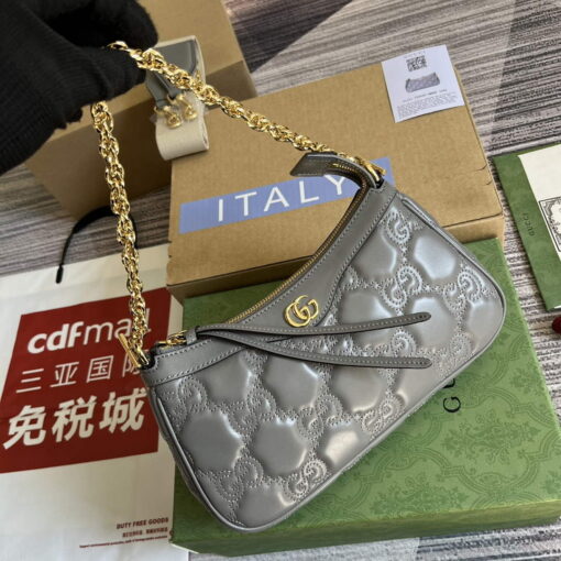 Replica Gucci 735049 GG Matelassé Handbag Grey 3