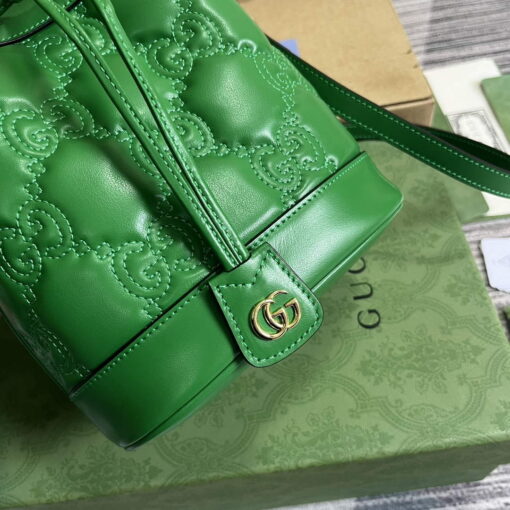 Replica Gucci 728231 GG Matelassé Bucket Bag Green 4