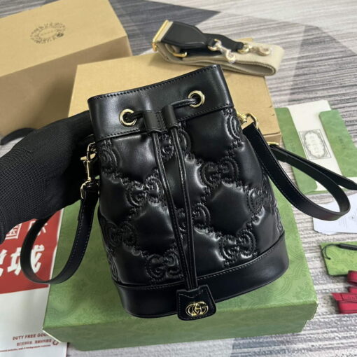 Replica Gucci 728231 GG Matelassé Bucket Bag Black 3