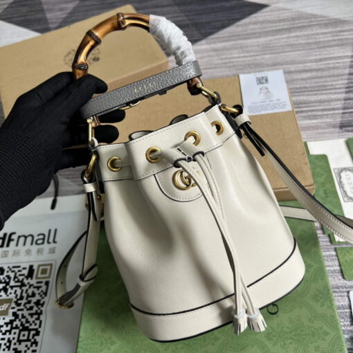 Replica Gucci 724667 Diana Mini Bucket Bag White 3