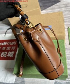 Replica Gucci 724667 Diana Mini Bucket Bag Brown 2