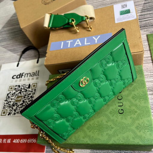 Replica Gucci 702200 GG matelassé leather shoulder bag Bright green 6