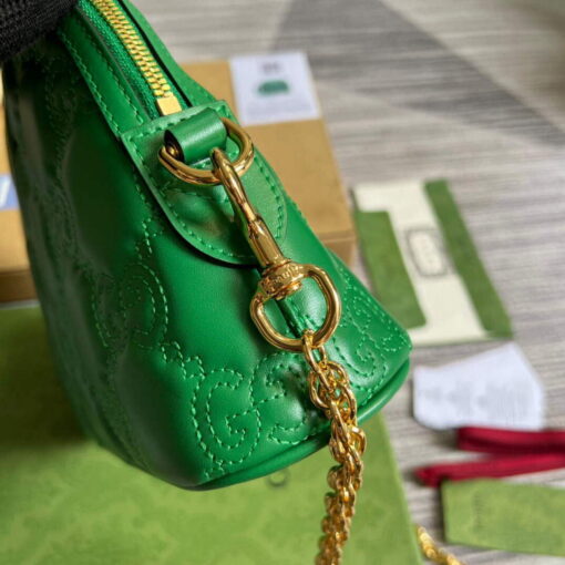 Replica Gucci 702229 GG matelassé leather shoulder bag Bright green 7