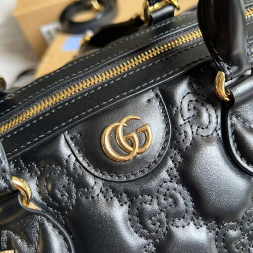 Replica Gucci 702242 GG matelassé leather shoulder bag Black 4