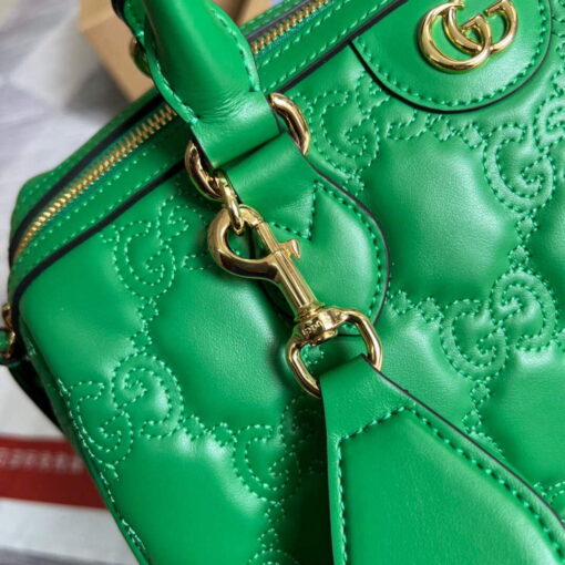 Replica Gucci 702242 GG matelassé leather shoulder bag Bright green 4