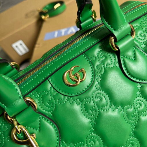 Replica Gucci 702242 GG matelassé leather shoulder bag Bright green 5