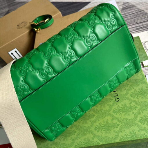 Replica Gucci 702242 GG matelassé leather shoulder bag Bright green 6